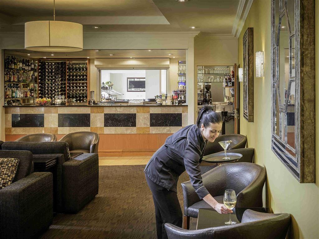 Visy Dior Hotel Baulkham Hills Buitenkant foto