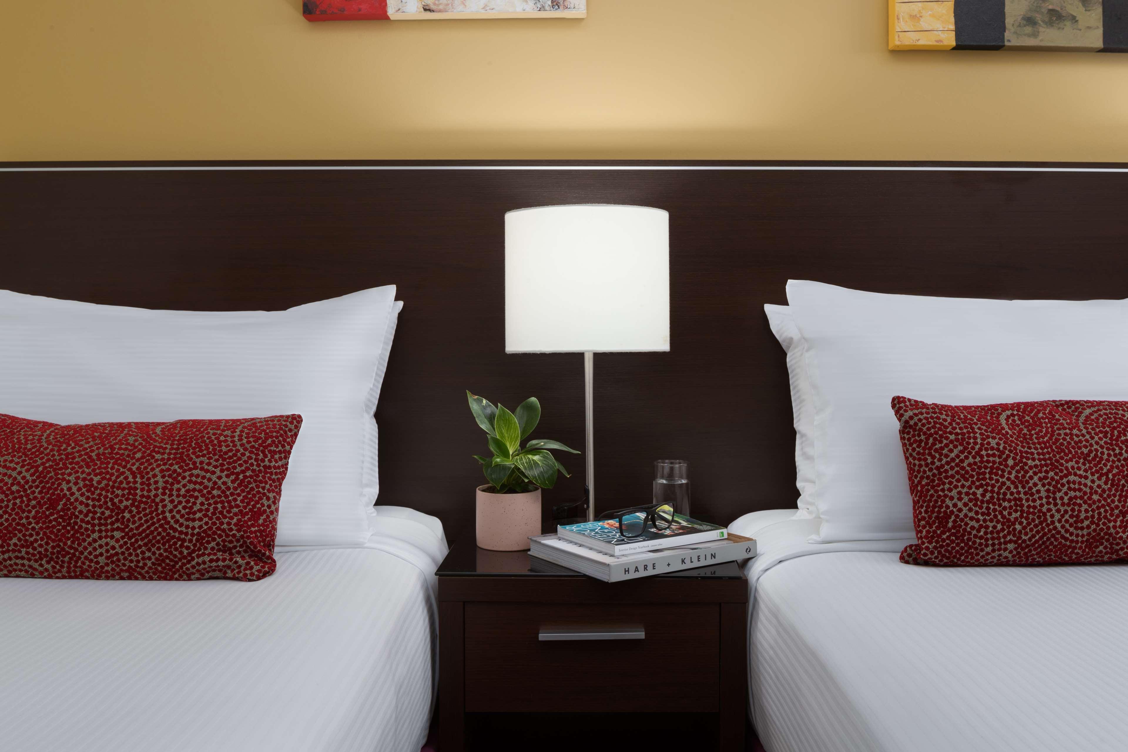 Visy Dior Hotel Baulkham Hills Buitenkant foto