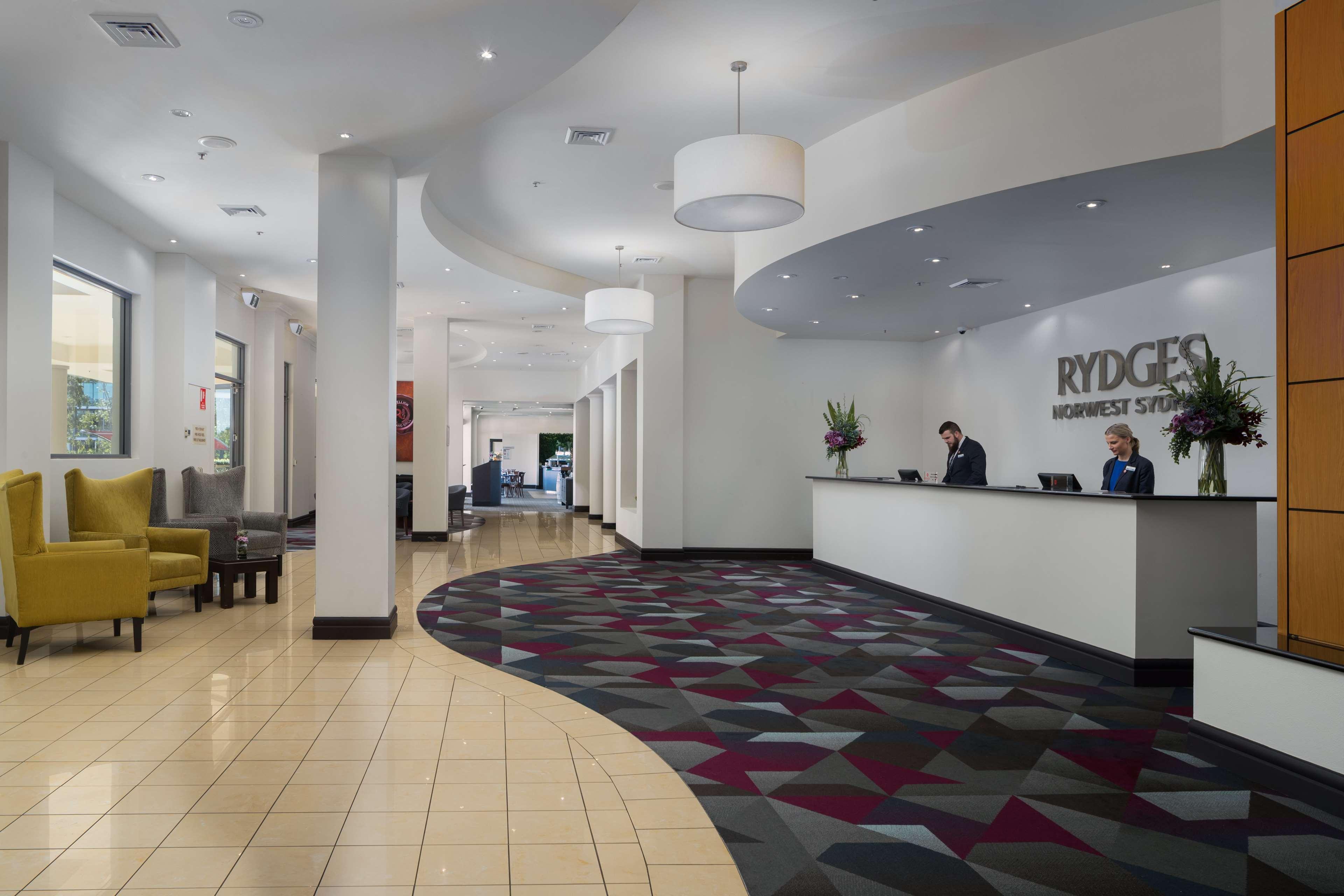Visy Dior Hotel Baulkham Hills Buitenkant foto