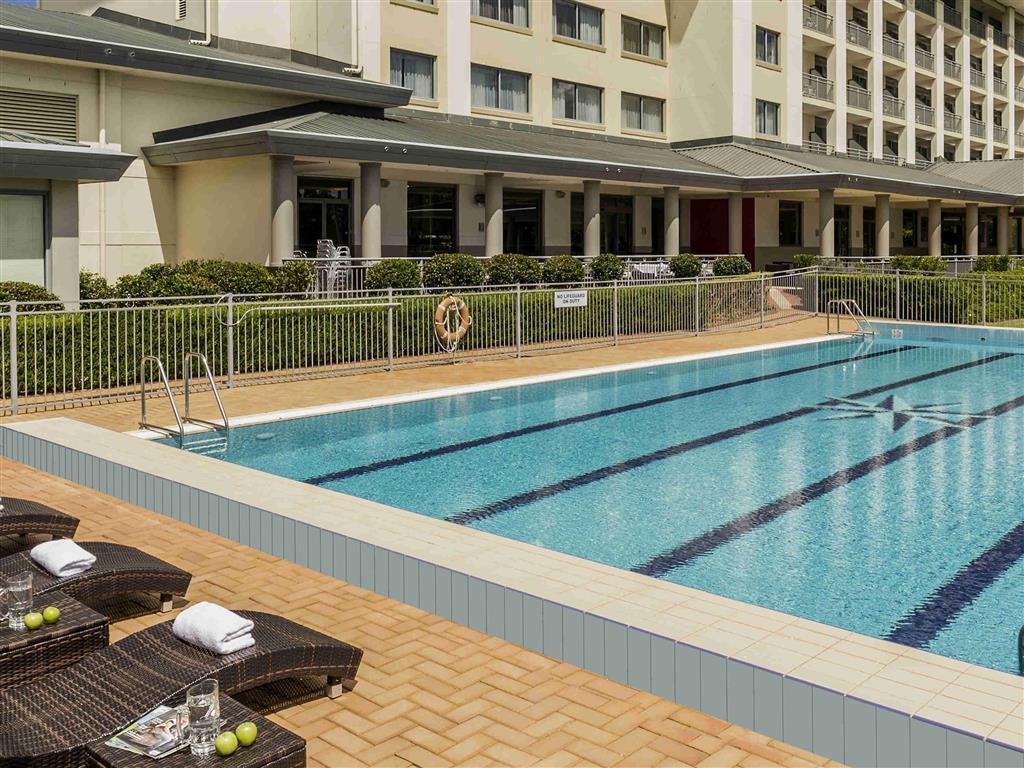 Visy Dior Hotel Baulkham Hills Buitenkant foto