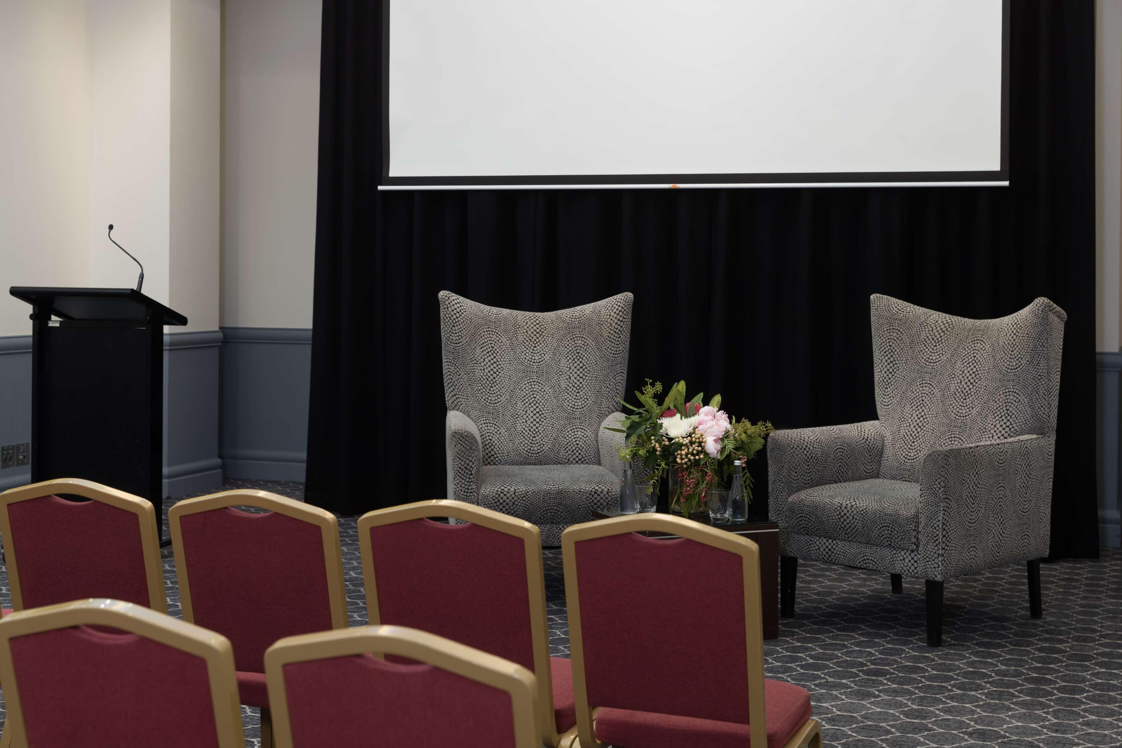 Visy Dior Hotel Baulkham Hills Buitenkant foto