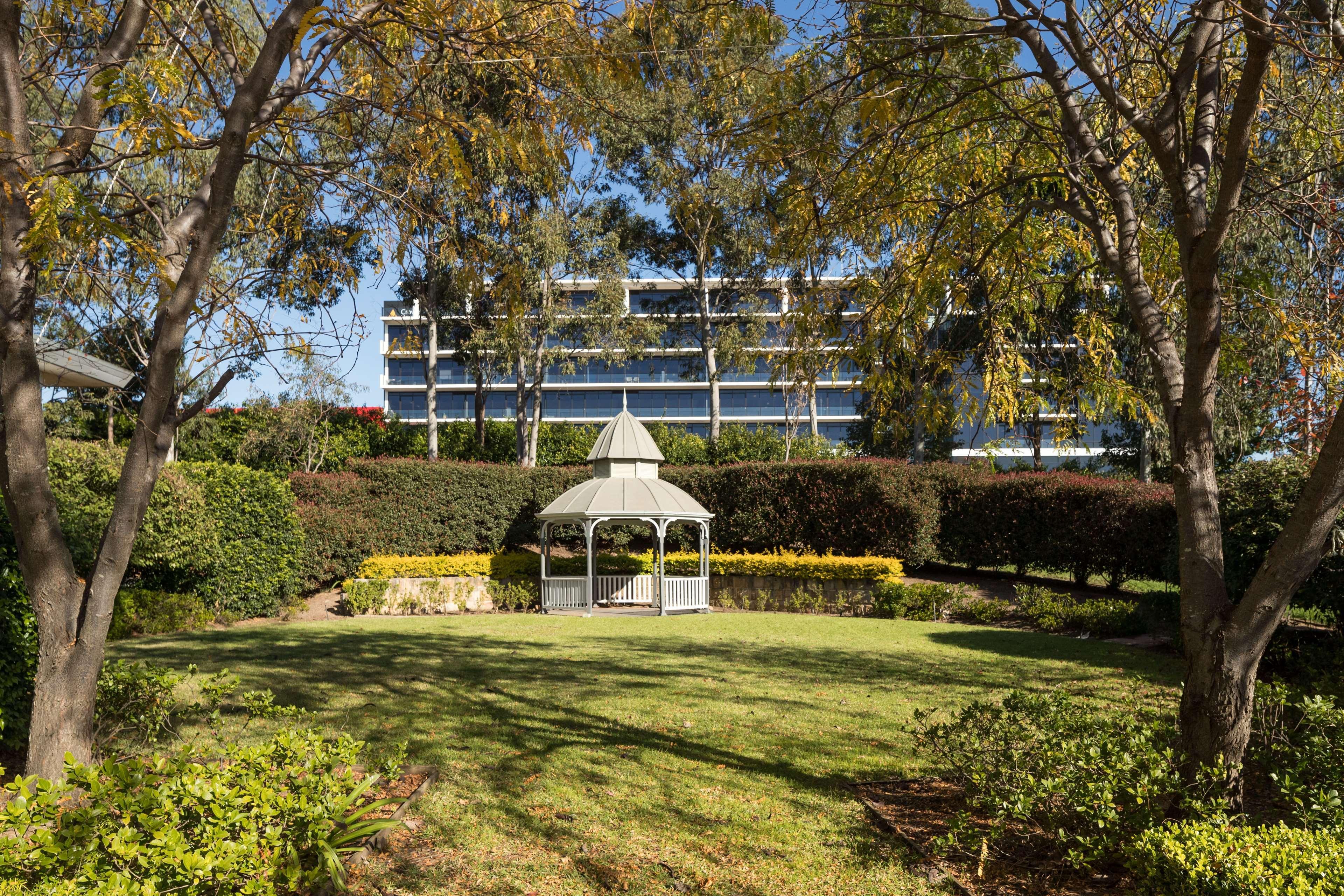 Visy Dior Hotel Baulkham Hills Buitenkant foto