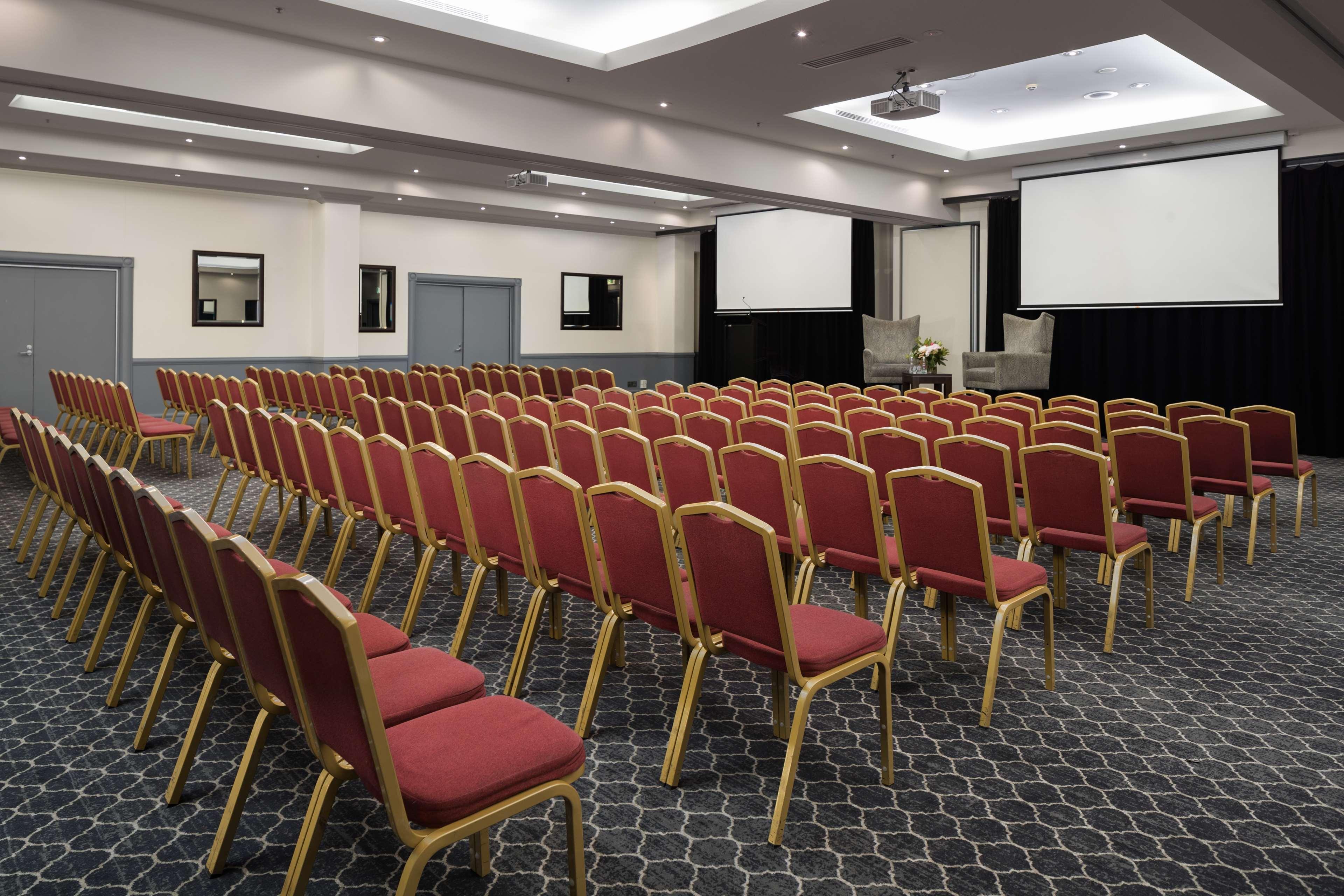 Visy Dior Hotel Baulkham Hills Buitenkant foto
