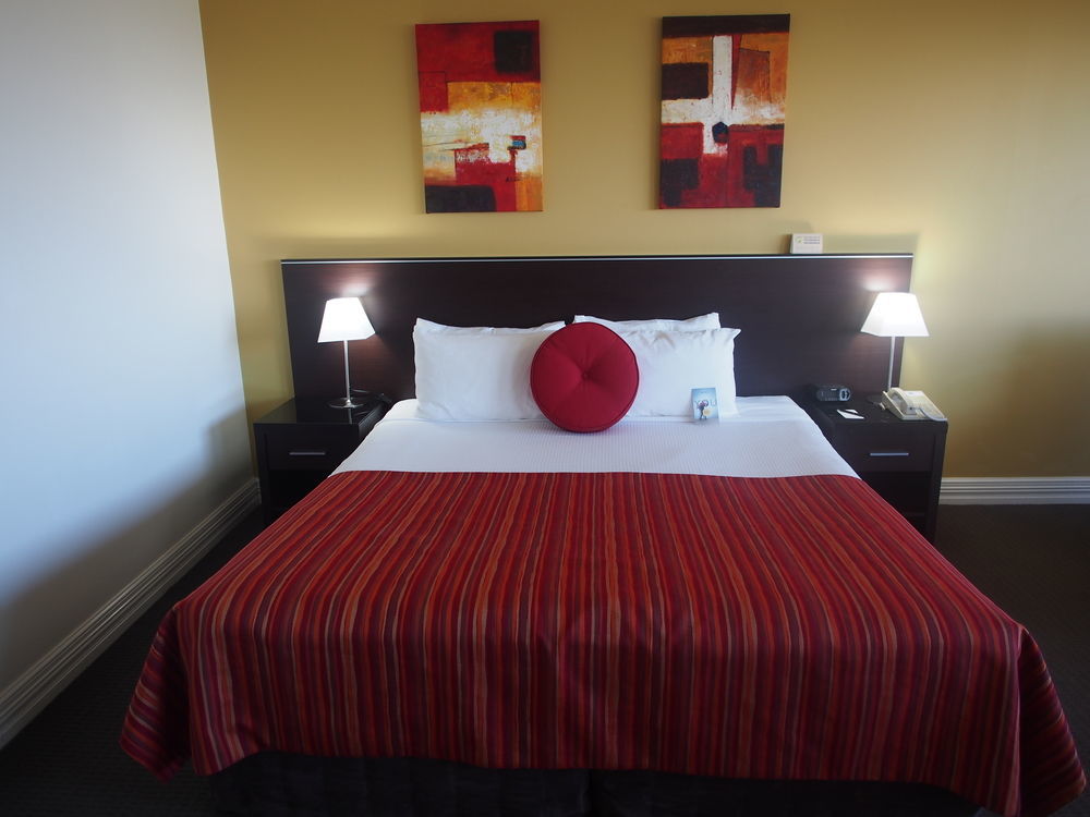 Visy Dior Hotel Baulkham Hills Buitenkant foto